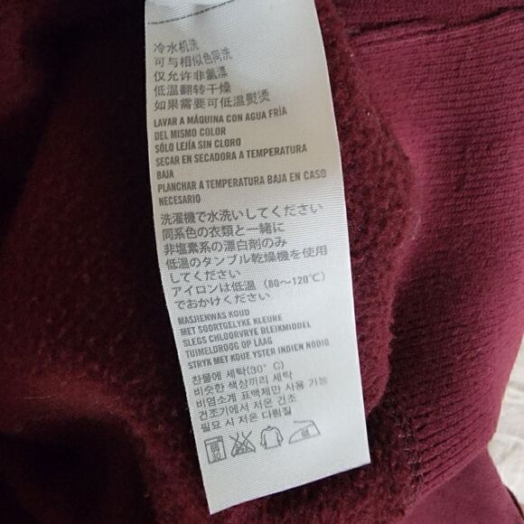 Abercrombie & Fitch Thick Pullover with Kangaroo Pocket and Crest. Size S. - Picture 4 of 10